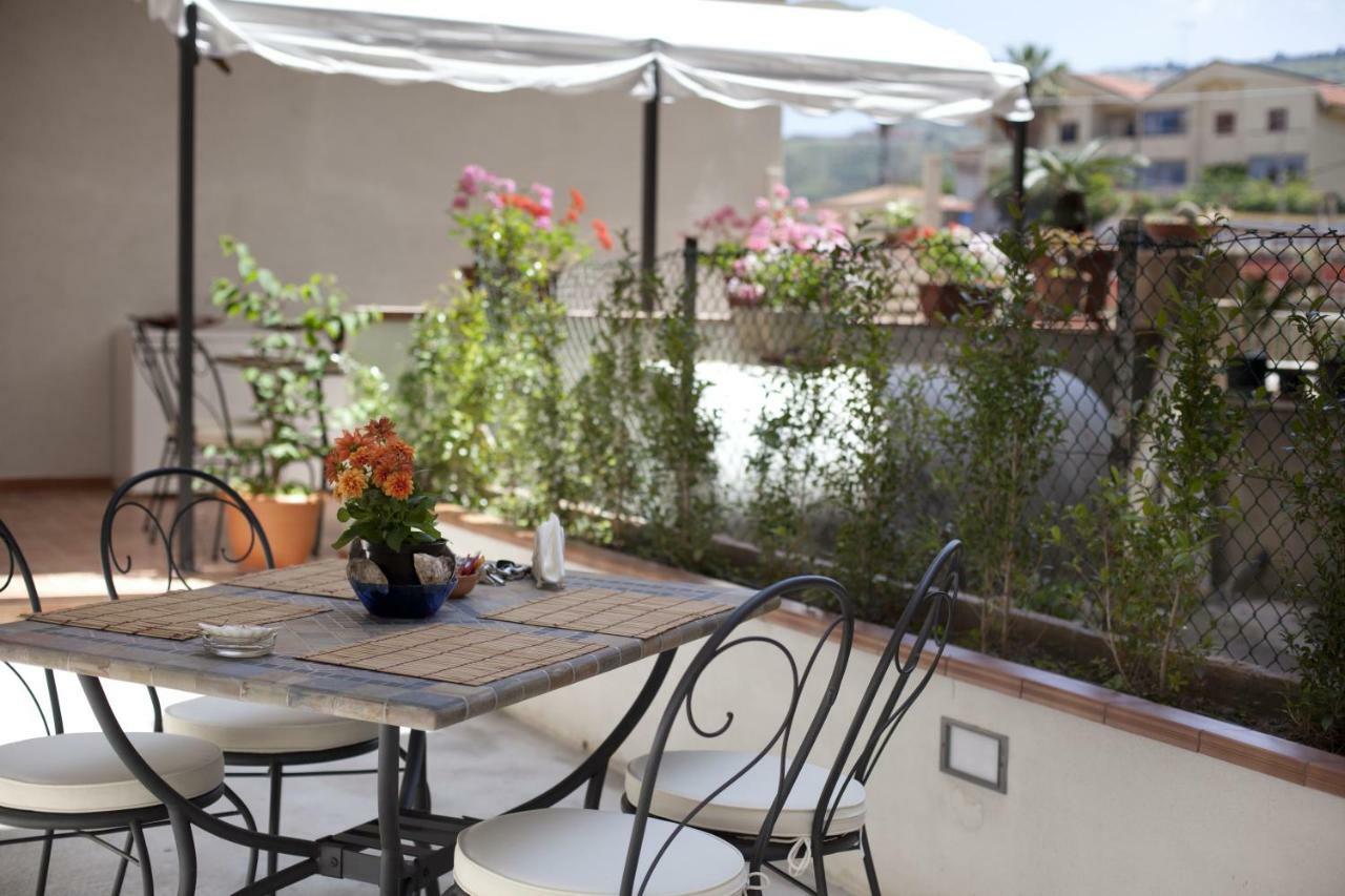 Donna Rosa Accommodation Tropea Esterno foto