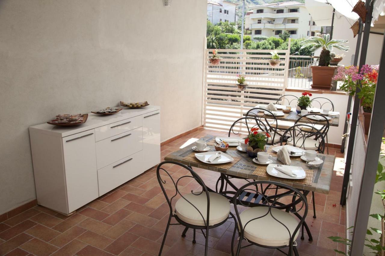 Donna Rosa Accommodation Tropea Esterno foto