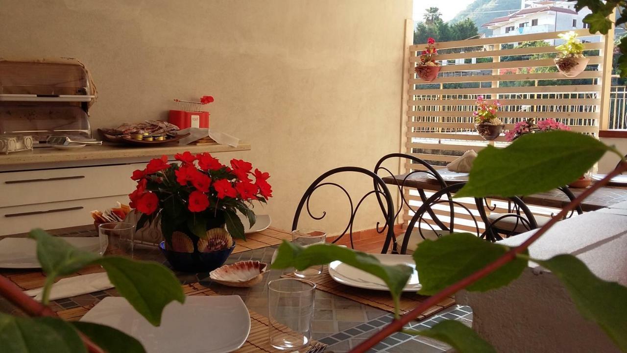 Donna Rosa Accommodation Tropea Esterno foto