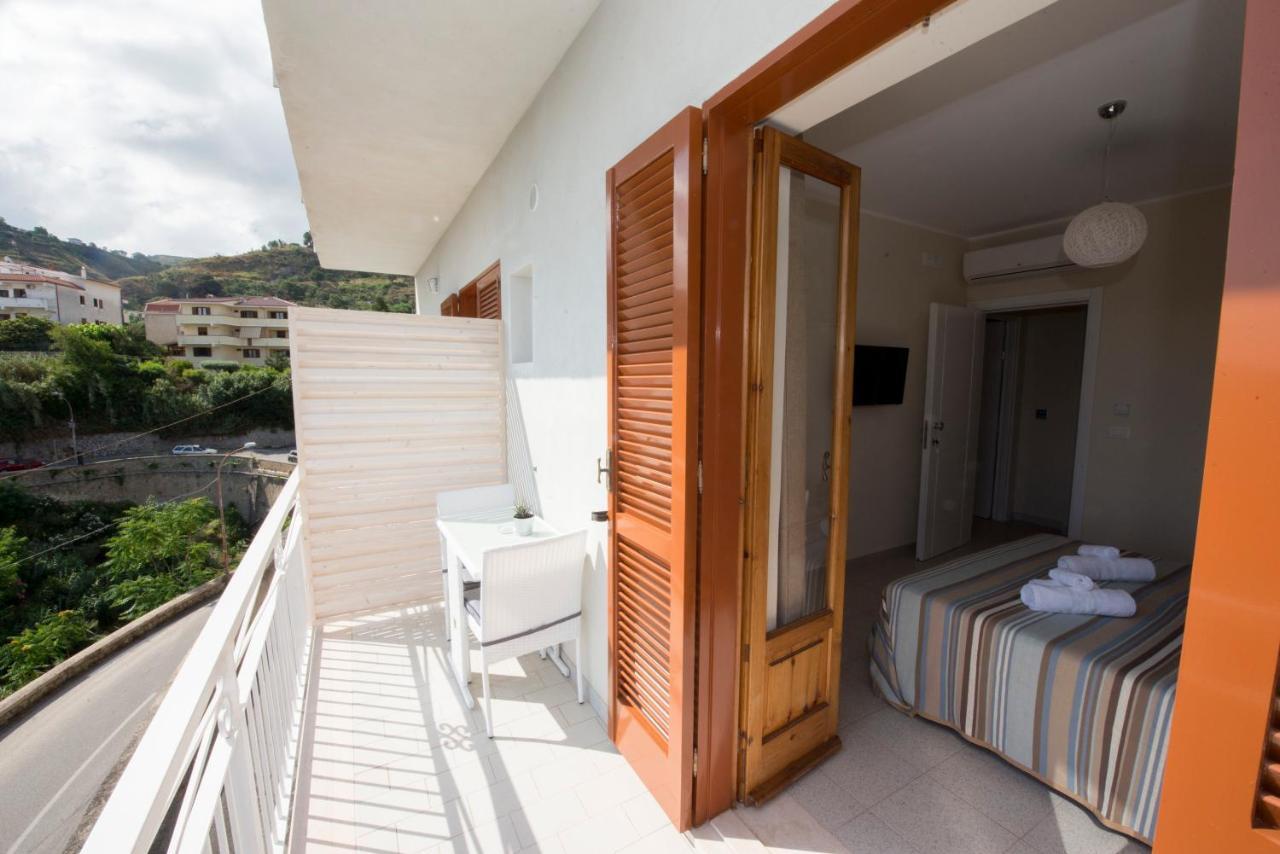 Donna Rosa Accommodation Tropea Esterno foto